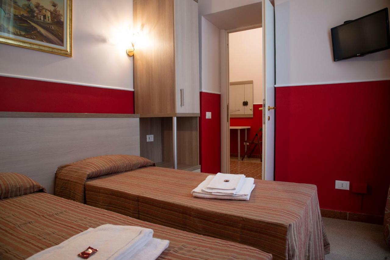 Domus Napoleone Hotell Rom Exteriör bild
