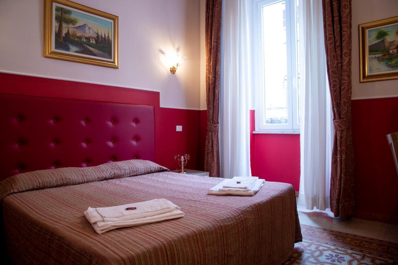 Domus Napoleone Hotell Rom Exteriör bild