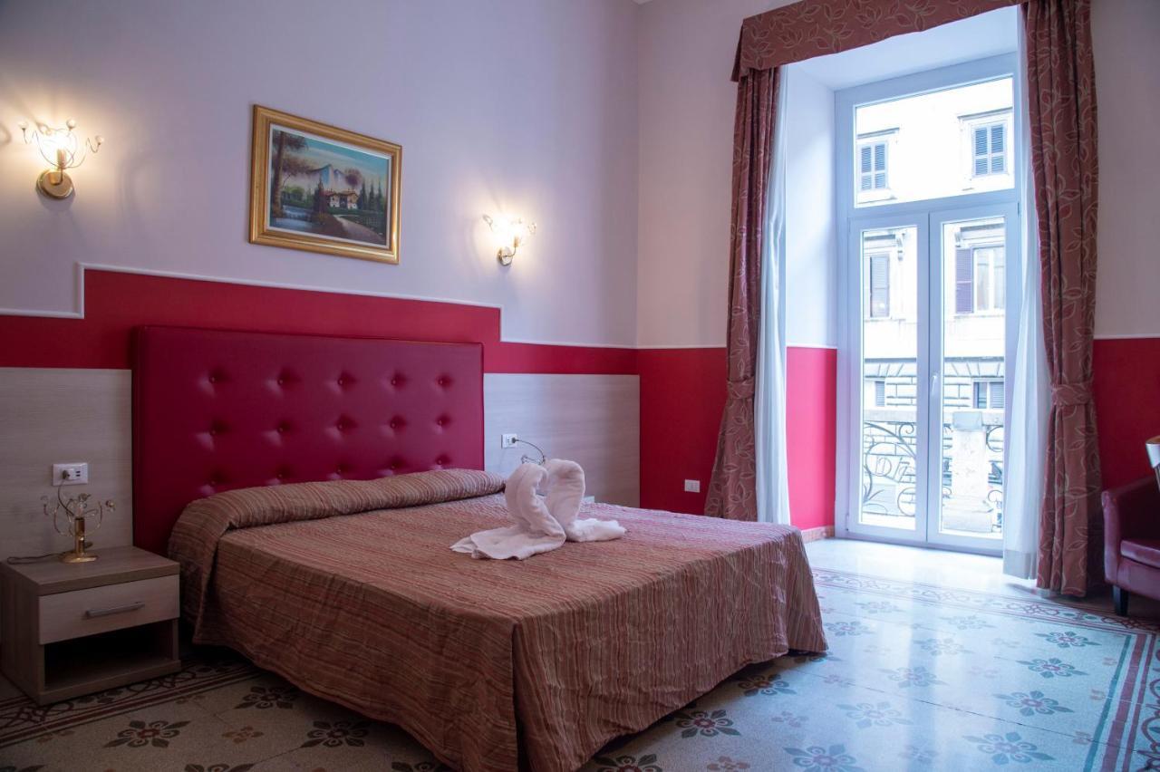 Domus Napoleone Hotell Rom Exteriör bild
