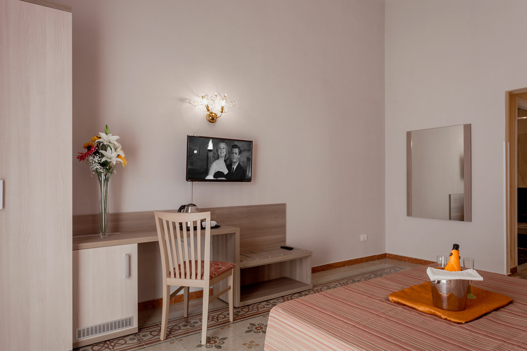 Domus Napoleone Hotell Rom Exteriör bild